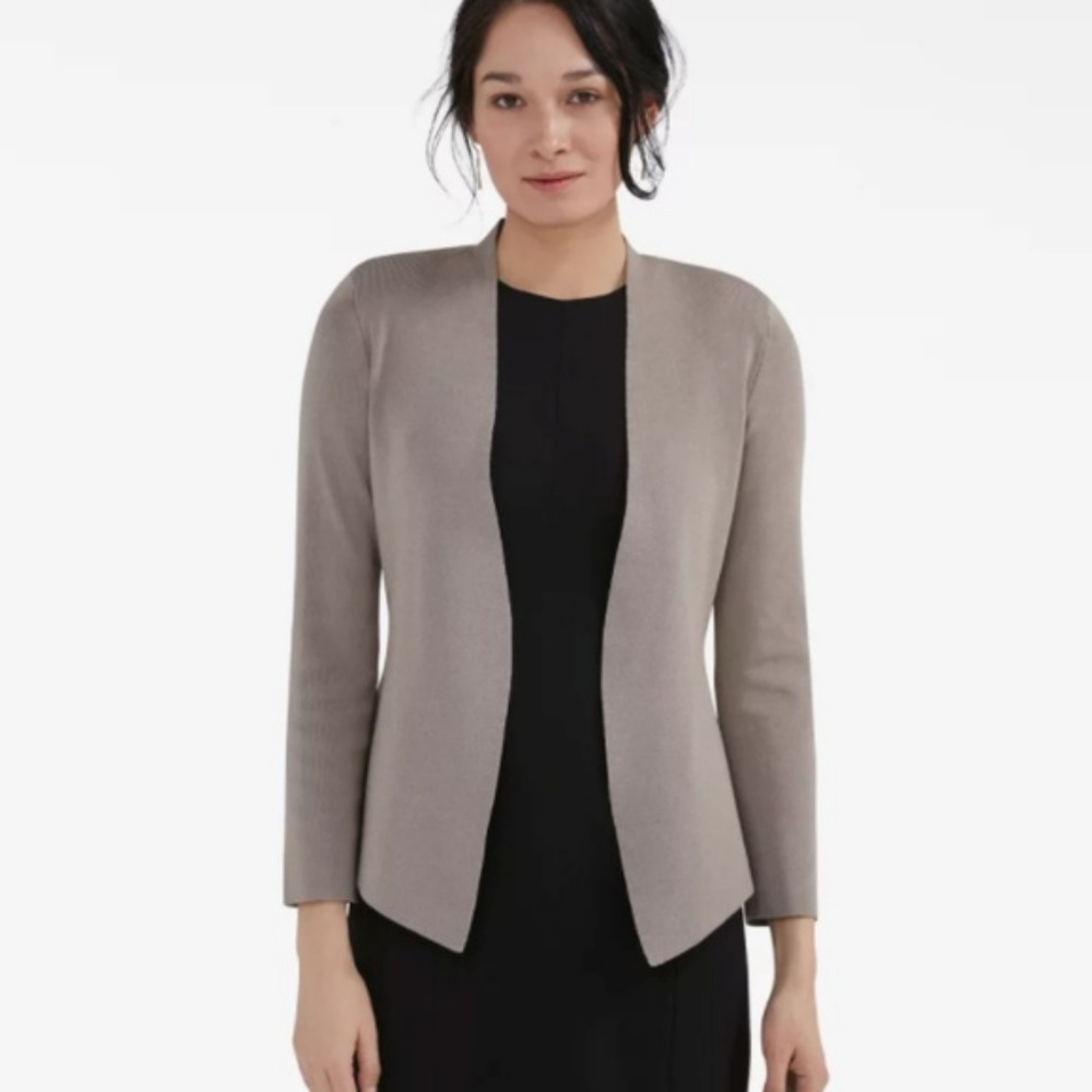 MM LaFleur The Woolf Jardigan--Taupe Pearl Small